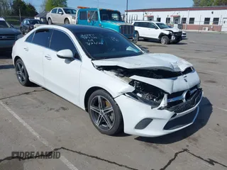 2020 Mercedes-Benz A 220 z VIN W1K3G4EB6LJ202811, wystawiony jako IAAI lot #41921798 z przebiegiem 87 153 mil mil oraz . Historia ofert i sprzedaży dostępna na DreamBid. Obrazek 1.