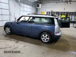 2011 MINI Clubman z VIN WMWZF3C51BTX81754, wystawiony jako Copart lot #64674524 z przebiegiem 109 083 mil mil oraz Szkoda całkowita • Salvage title. Historia ofert i sprzedaży dostępna na DreamBid. Obrazek 2.