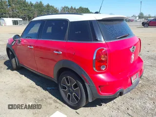 2012 MINI Countryman S z VIN WMWZC3C55CWM28104, wystawiony jako IAAI lot #41876256 z przebiegiem 117 932 mil mil oraz . Historia ofert i sprzedaży dostępna na DreamBid. Obrazek 3.