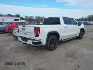2020 GMC Sierra 1500 Denali z VIN 3GTU9FELXLG371258, wystawiony jako IAAI lot #41303490 z przebiegiem 63 571 mil mil oraz . Historia ofert i sprzedaży dostępna na DreamBid. Obrazek 4.