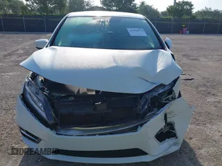 2019 Honda Odyssey Touring with VIN 5FNRL6H81KB068064, listed as a IAAI auction lot 41998072 with 83,280 mi miles. Bid and sale history available at carsss.com. Image 13.