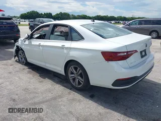 2024 Volkswagen Jetta SE with VIN 3VWEM7BU8RM007188, listed as a IAAI auction lot 42657015 with 40,589 mi miles and . Bid and sale history available at DreamBid. Image 3.