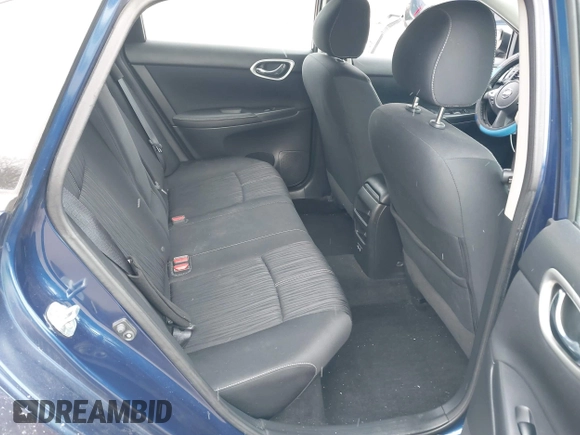 2018 Nissan Sentra SV z VIN 3N1AB7AP9JL621702, wystawiony jako IAAI lot #41345265 z przebiegiem 73 949 mil mil oraz . Historia ofert i sprzedaży dostępna na DreamBid. Obrazek 8.