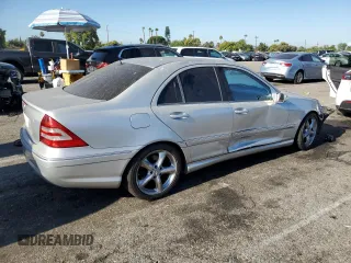 2006 Mercedes-Benz C 230 Sport z VIN WDBRF52H46A843819, wystawiony jako Copart lot #63820255 z przebiegiem 141 580 mil mil oraz Szkoda całkowita • Salvage title. Historia ofert i sprzedaży dostępna na DreamBid. Obrazek 3.