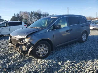 2011 Honda Odyssey LX with VIN 5FNRL5H22BB037069, listed as a Copart auction lot 45280815 with 138,349 mi miles and Salvage Title. Bid and sale history available at carsss.com. Image 1.