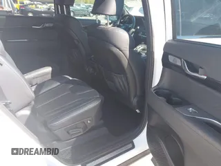 2023 Hyundai Palisade Calligraphy с VIN KM8R74GE2PU536779, выставлен на аукционе IAAI как лот 41893441 с пробегом 32 020 миль миль и . История ставок и продаж доступна на DreamBid. Изображение 8.