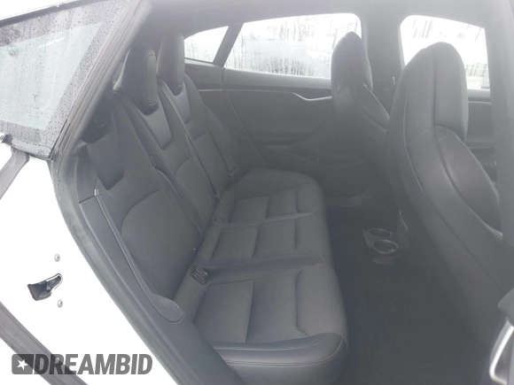 2018 Tesla Model S 75D with VIN 5YJSA1E24JF275038, listed as a IAAI auction lot 41916984 with 116,352 mi miles and . Bid and sale history available at DreamBid. Image 8.