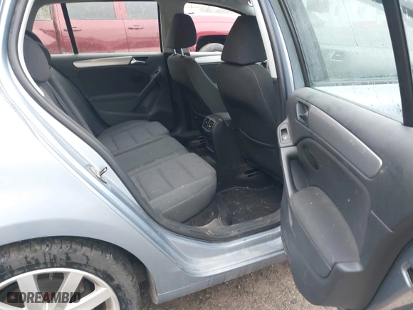 2011 Volkswagen Golf TDI with VIN WVWDM7AJ9BW238175, listed as a IAAI auction lot 41943019 with 153,581 mi miles. Bid and sale history available at carsss.com. Image 8.