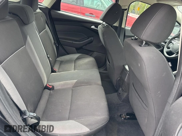 2014 Ford Focus SE with VIN 1FADP3K25EL200882, listed as a Copart auction lot 54733815 with 152,377 mi miles and Clean Title. Bid and sale history available at carsss.com. Image 6.