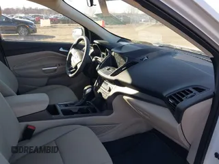 2019 Ford Escape SE z VIN 1FMCU9GD3KUC47731, wystawiony jako IAAI lot #41694244 z przebiegiem 77 059 mil mil oraz . Historia ofert i sprzedaży dostępna na DreamBid. Obrazek 5.