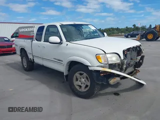 2000 Toyota Tundra Limited with VIN 5TBBT4816YS085075, listed as a IAAI auction lot 41413494 with 66,293 mi miles. Bid and sale history available at carsss.com. Image 1.