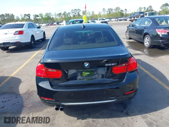 2012 BMW 3 Series 328i with VIN WBA3A5C52CF347326, listed as a IAAI auction lot 41918060 with 91,551 mi miles. Bid and sale history available at carsss.com. Image 17.