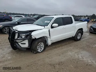 2024 Nissan Frontier SV with VIN 1N6ED1EJ8RN642206, listed as a Copart auction lot 43000665 with 5,680 mi miles and Salvage Title. Bid and sale history available at carsss.com. Image 1.