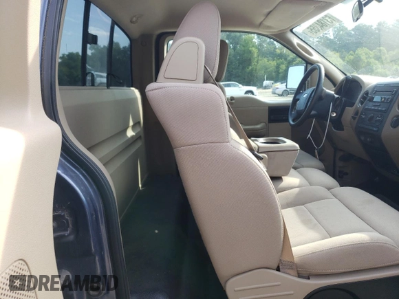 2004 Ford F-150 XL z VIN 1FTRF12WX4NB19843, wystawiony jako Copart lot #63184855 z przebiegiem 275 692 mil mil oraz Szkoda całkowita • Salvage title. Historia ofert i sprzedaży dostępna na DreamBid. Obrazek 10.