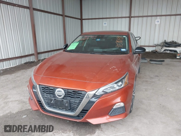 2020 Nissan Altima SR with VIN 1N4BL4CVXLN313438, listed as a IAAI auction lot 41596492 with 53,460 mi miles and . Bid and sale history available at carsss.com. Image 2.