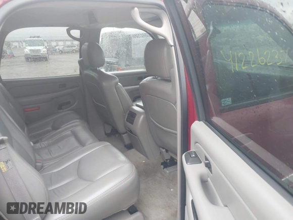 2005 GMC Yukon SLT with VIN 1GKEK13T75J168476, listed as a IAAI auction lot 41226237 with 1 mi miles. Bid and sale history available at carsss.com. Image 8.