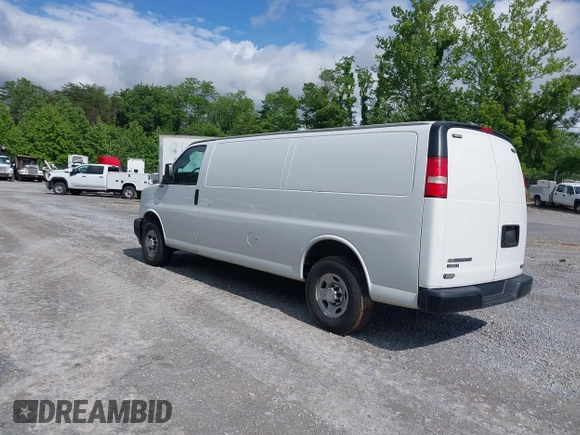 2017 Chevrolet Express Cargo с VIN 1GCZGHFF3H1244597, выставлен на аукционе IAAI как лот 42318882 с пробегом 220 604 миль миль и . История ставок и продаж доступна на DreamBid. Изображение 3.
