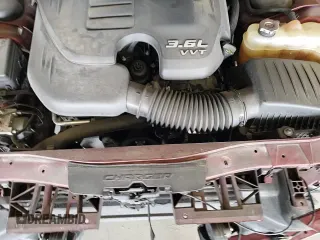 2020 Dodge Charger SXT с VIN 2C3CDXBG2LH232494, выставлен на аукционе Copart как лот 84549675 с пробегом 114 762 миль миль и На запчасти • Non repairable. История ставок и продаж доступна на DreamBid. Изображение 14.