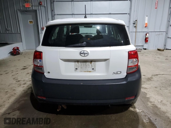 2009 Scion xD z VIN JTKKU10429J034110, wystawiony jako Copart lot #85135334 z przebiegiem 275 392 mil mil oraz Szkoda całkowita • Salvage title. Historia ofert i sprzedaży dostępna na DreamBid. Obrazek 6.