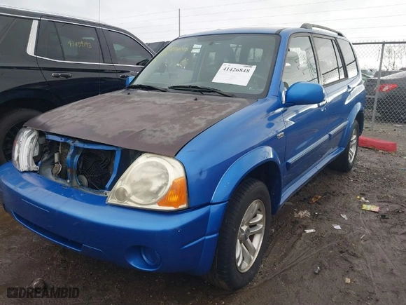 2004 Suzuki XL-7 LX with VIN JS3TX92V144102557, listed as a IAAI auction lot 41426848 with 149,686 mi miles. Bid and sale history available at carsss.com. Image 2.
