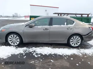 2014 Acura RLX Hybrid Advance Pkg with VIN JH4KC2F92EC000068, listed as a IAAI auction lot 41158553 with 108,325 mi miles. Bid and sale history available at carsss.com. Image 14.