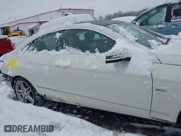 2012 Mercedes-Benz E 350 with VIN WDDKJ5KBXCF160377, listed as a IAAI auction lot 41547557 with 128,297 mi miles and . Bid and sale history available at DreamBid. Image 14.