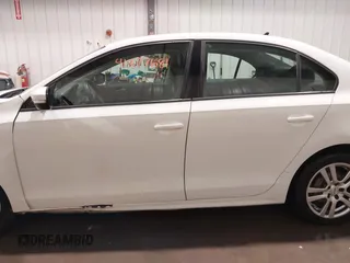 2011 Volkswagen Jetta SE z VIN 3VWDZ7AJ9BM323290, wystawiony jako IAAI lot #41877681 z przebiegiem 115 307 mil mil oraz . Historia ofert i sprzedaży dostępna na DreamBid. Obrazek 15.
