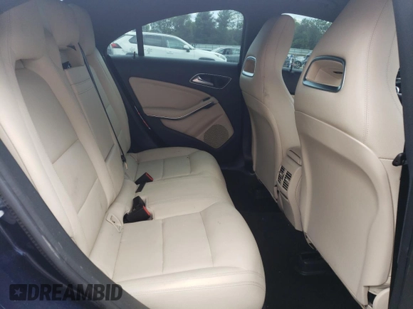 2017 Mercedes-Benz CLA 250 z VIN WDDSJ4GB9HN425905, wystawiony jako Copart lot #58306625 z przebiegiem 49 809 mil mil oraz Szkoda całkowita • Salvage title. Historia ofert i sprzedaży dostępna na DreamBid. Obrazek 10.