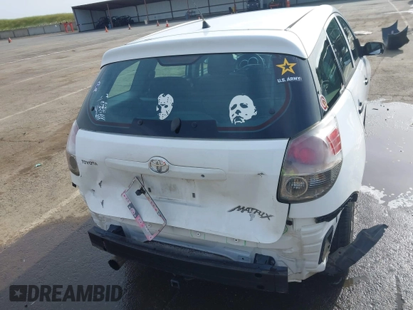 2007 Toyota Matrix STD z VIN 2T1KR32E07C647717, wystawiony jako IAAI lot #42054844 z przebiegiem 231 281 mil mil oraz . Historia ofert i sprzedaży dostępna na DreamBid. Obrazek 6.