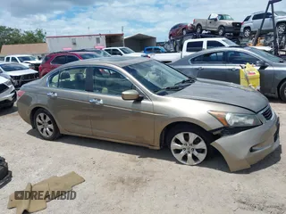 2010 Honda Accord EX-L z VIN 1HGCP3F88AA007606, wystawiony jako IAAI lot #42251843 z przebiegiem Nie podano mil oraz . Historia ofert i sprzedaży dostępna na DreamBid. Obrazek 12.