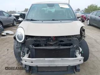 2015 FIAT 500L Easy с VIN ZFBCFABH1FZ036579, выставлен на аукционе IAAI как лот 42358118 с пробегом 116 135 миль миль и . История ставок и продаж доступна на DreamBid. Изображение 13.