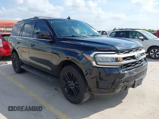 2024 Ford Expedition XLT with VIN 1FMJU1H88REA29329, listed as a IAAI auction lot 41982656 with 8,721 mi miles and . Bid and sale history available at DreamBid. Image 1.