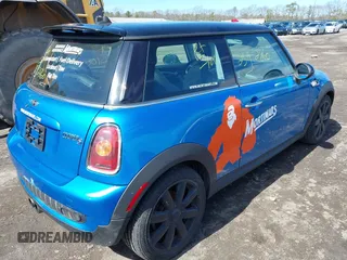 2007 MINI Hardtop S with VIN WMWMF73507TT83203, listed as a IAAI auction lot 41832035 with Not Provided miles and . Bid and sale history available at DreamBid. Image 4.