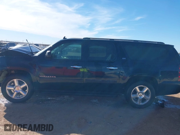 2007 Chevrolet Suburban LT with VIN 3GNFC16077G264439, listed as a IAAI auction lot 41212959 with Not Provided miles and . Bid and sale history available at DreamBid. Image 15.