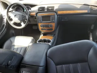 2008 Mercedes-Benz R 3.5L with VIN 4JGCB56E08A070624, listed as a Copart auction lot 69721124 with 174,863 mi miles and Salvage Title. Bid and sale history available at DreamBid. Image 8.
