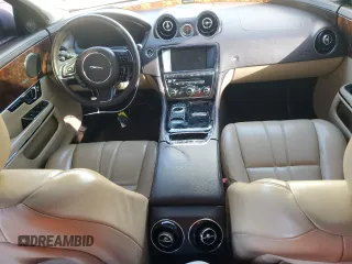 2014 Jaguar XJ with VIN SAJWA1CZ3E8V65747, listed as a Copart auction lot 81718664 with 87,846 mi miles and Clean Title. Bid and sale history available at DreamBid. Image 8.