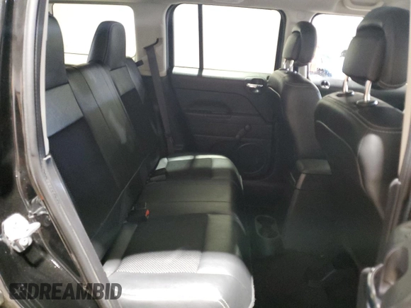 2017 Jeep Patriot Sport SE with VIN 1C4NJPBA2HD201176, listed as a Copart auction lot 44499025 with 92,182 mi miles and Salvage Title. Bid and sale history available at carsss.com. Image 11.