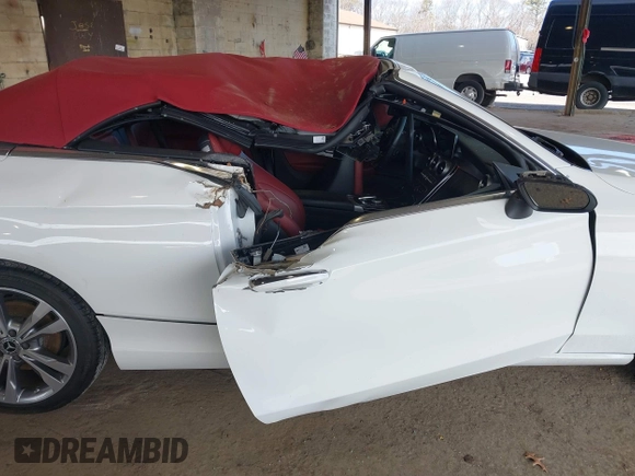 2022 Mercedes-Benz C 300 with VIN W1KWK8EB6NG112674, listed as a IAAI auction lot 41773696 with 26,242 mi miles and . Bid and sale history available at DreamBid. Image 6.