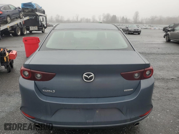 2023 Mazda 3 S Carbon Edition z VIN 3MZBPACM2PM377006, wystawiony jako Copart lot #85168304 z przebiegiem 20 920 mil mil oraz Szkoda całkowita • Salvage title. Historia ofert i sprzedaży dostępna na DreamBid. Obrazek 6.