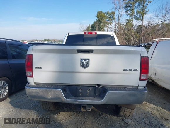 2016 Ram 2500 SLT with VIN 3C6UR5DL2GG132442, listed as a IAAI auction lot 41670645 with 405,051 mi miles. Bid and sale history available at carsss.com. Image 16.