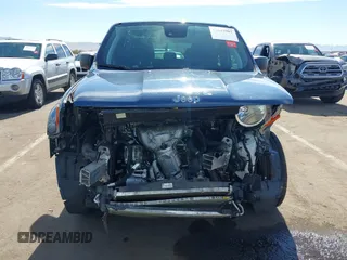 2021 Jeep Renegade Jeepster z VIN ZACNJDABXMPM18203, wystawiony jako IAAI lot #41642907 z przebiegiem 30 478 mil mil oraz . Historia ofert i sprzedaży dostępna na DreamBid. Obrazek 13.