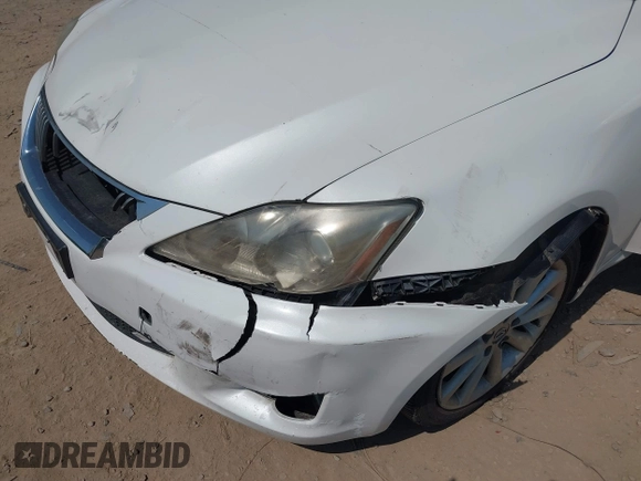 2009 Lexus IS with VIN JTHCK262595035403, listed as a IAAI auction lot 39838003 with 185,486 mi miles. Bid and sale history available at carsss.com. Image 6.