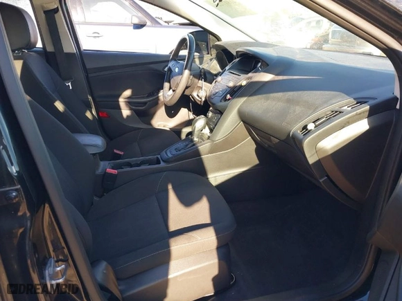 2015 Ford Focus SE with VIN 1FADP3K23FL214314, listed as a IAAI auction lot 41817226 with 80,539 mi miles. Bid and sale history available at carsss.com. Image 5.