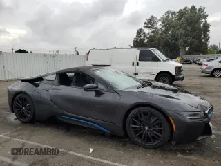 2019 BMW i8 z VIN WBY2Z6C57K7D00400, wystawiony jako Copart lot #63623433 z przebiegiem 4255 mil mil oraz . Historia ofert i sprzedaży dostępna na DreamBid. Obrazek 4.