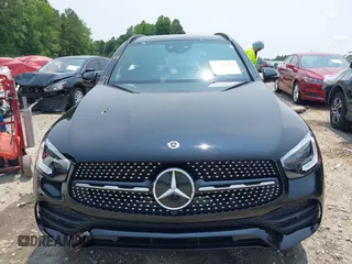 2022 Mercedes-Benz GLC 300 z VIN W1N0G8DB8NV351408, wystawiony jako IAAI lot #42396472 z przebiegiem 61 766 mil mil oraz . Historia ofert i sprzedaży dostępna na DreamBid. Obrazek 12.