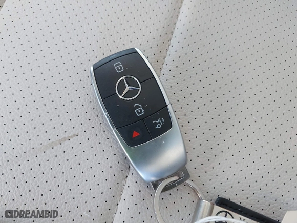 2024 Mercedes-Benz GLS with VIN 4JGFF5KE1RB037358, listed as a IAAI auction lot 41334345 with 16,064 mi miles. Bid and sale history available at carsss.com. Image 11.