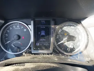 2018 Toyota Tacoma SR with VIN 3TMCZ5AN3JM138480, listed as a IAAI auction lot 41080910 with 99,225 mi miles. Bid and sale history available at carsss.com. Image 7.