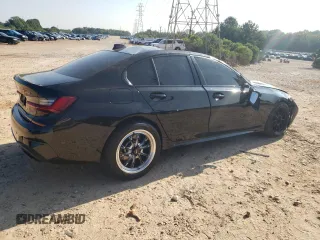2020 BMW 3 Series M340i with VIN 3MW5U7J09L8B27922, listed as a Copart auction lot 68222584 with 51,220 mi miles and Salvage Title. Bid and sale history available at carsss.com. Image 3.
