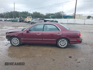 2003 Hyundai XG with VIN KMHFU45E43A257473, listed as a IAAI auction lot 41385881 with 184,165 mi miles. Bid and sale history available at carsss.com. Image 15.