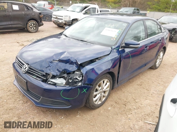 2013 Volkswagen Jetta Sedan SE w/Convenience/Sunroof with VIN 3VWBP7AJ3DM357905, listed as a IAAI auction lot 42065633 with 124,015 mi miles. Bid and sale history available at carsss.com. Image 2.